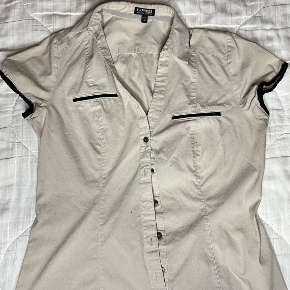 Express Essential Stretch Button Down Top